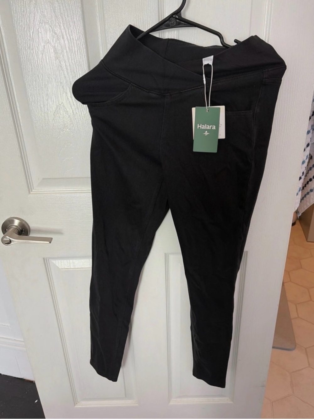 NWT halara leggings